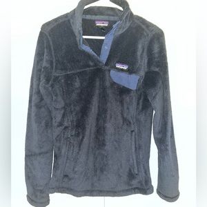 Patagonia navy blue fleece